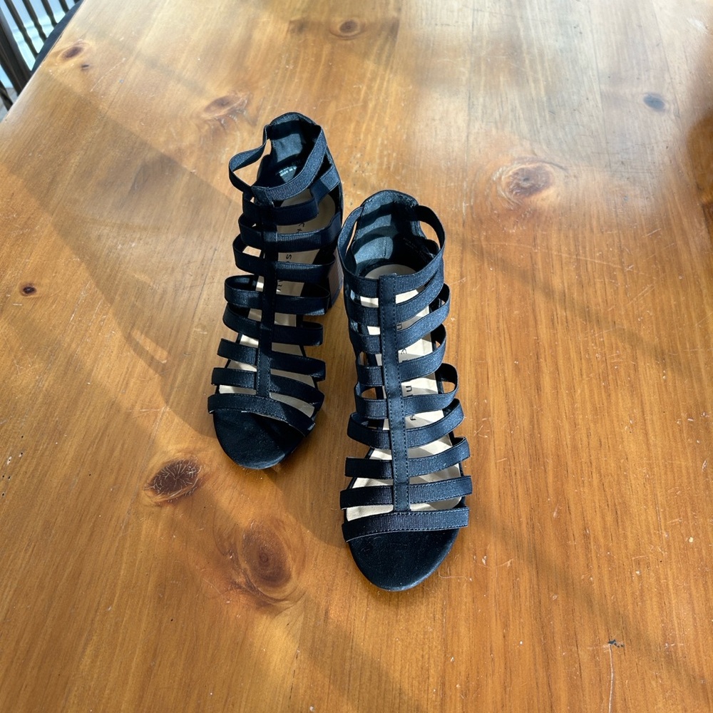 Black Strappy Women's Sandals